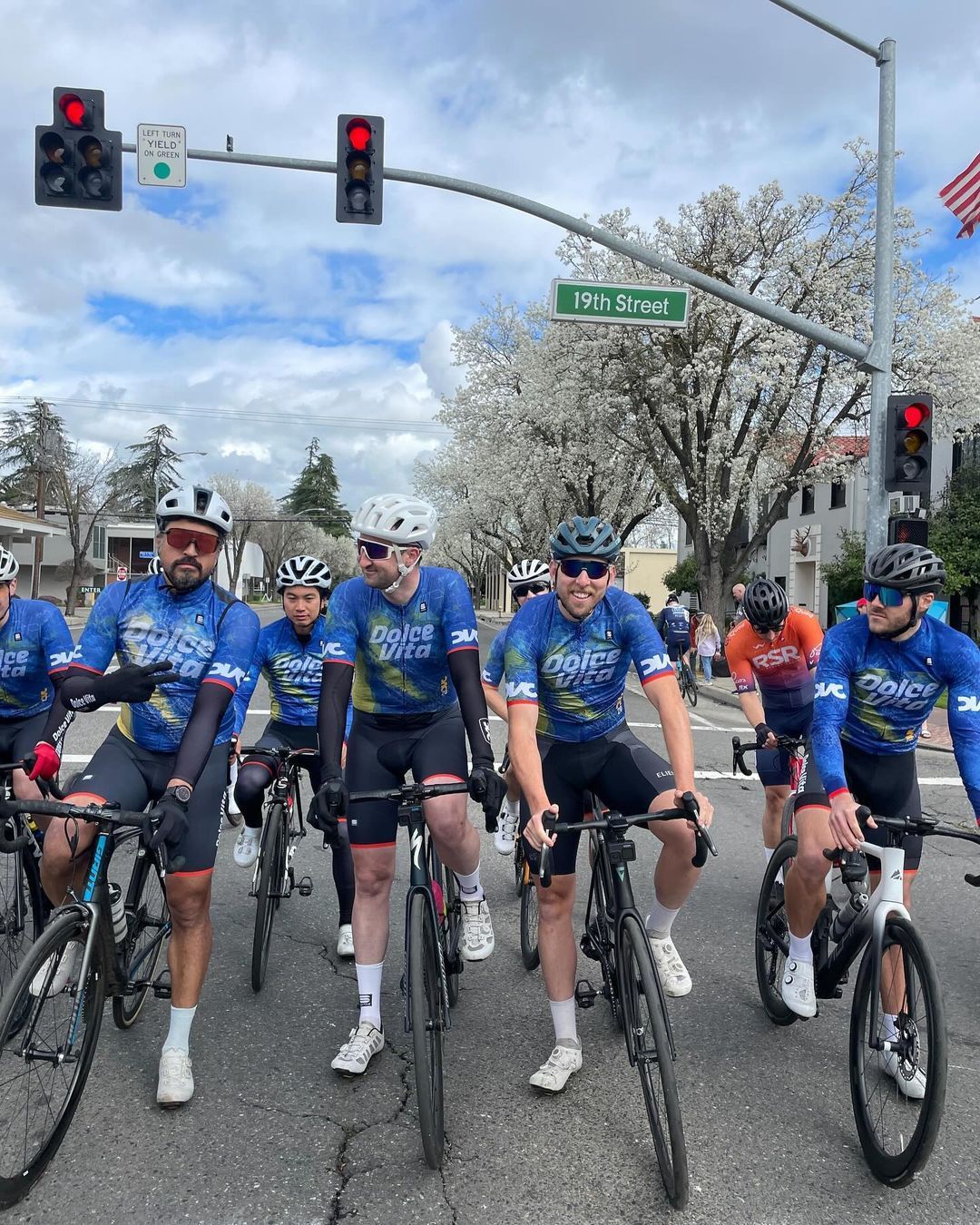 After a bit of frustration from a cancelled Snelling road race (thank you @velopromo and @bike_curious for thinking safety first!), the boys lined up for the #mercedcriterium.  While it didn’t go our way for the group of hitters we have lining up for our Cat 4 squad, we know there are good things to come! In the 35+123 race, our DVC diesel engine @jyangsta showed that he’s brought the huge gains in fitness across to the 2024 season, nailing 🥇in a field with some of the strongest masters racers in the #ncnca ! Congrats James, and to the rest of the squad for flying the colors! On to the next race!

@sportful @sfitalianathleticclub @equatorcoffees @poggio_labs @achieveptc @tripsforkidsmarin @sage.realestategroup @marinservicecourse @jkbrkb  #onewealthadvisors