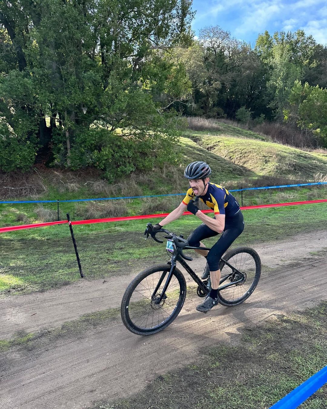 Better late than never! A few shots from @team_roaring_mouse Cross Infestation last weekend. @paul_climbs_rocks  bagging the 🥇in his race, and newly minted DVC @professorbmc rocking 🥉step! Another neo-DVC @deering.private locking down 🥈in his race of the day! Bonus shot of @jlowtang getting a pre-season workout on the MTB! 😅 Can’t believe we are a mere two months out from the start of the road season! Let’s go Dolce!!

@sportful @sfitalianathleticclub @equatorcoffees @poggio_labs @achieveptc @tripsforkidsmarin @sage.realestategroup @marinservicecourse @jkbrkb #themenkegeoup #onewealthadvisors