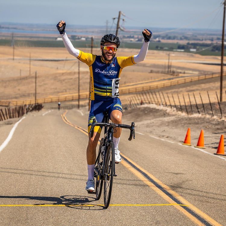 Another Patterson Pass Road Race in the books! It was hot and punishing like it is every year, but we had plenty of ice socks and ice cold @osmonutrition to to get the boys through it! Congrats to German Zamora for his first win (Novice)! And big ups to our other our podium finishers Aaron Smith (2nd - 35+ Cat 4) and @paul_climbs_rocks (5th - Cat 4) and all the rest of our DVC racers for suffering through and flying the gold and blue! And a huge thank you for our Dolces that came to work the feed zone! On to the next race! Finish line photo: @katieymiu 
.
.
.
#velopromo #ncnca #dolcevita #osmonutrition #untappedmaple #trekbikes #sl2cyclingwear #equatorcoffee #achieveptc #owa