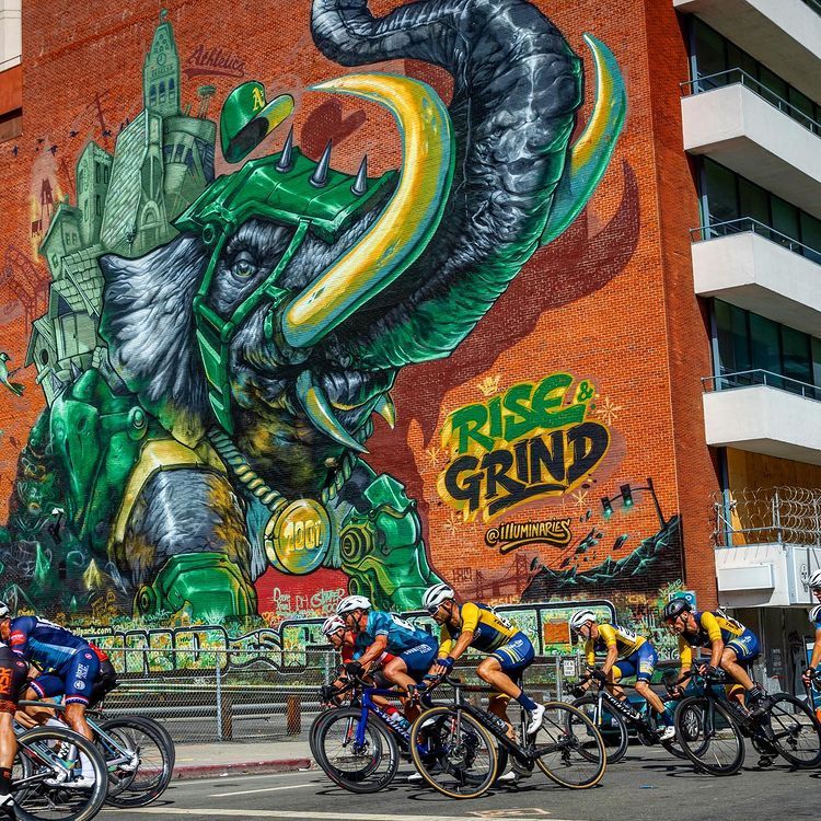 Rise & Grind! The DVC boys mixing it up this past weekend in Oakland. Huge photo props to @katieymiu for her amazing work! 

#ncnca #velopromo #cycling