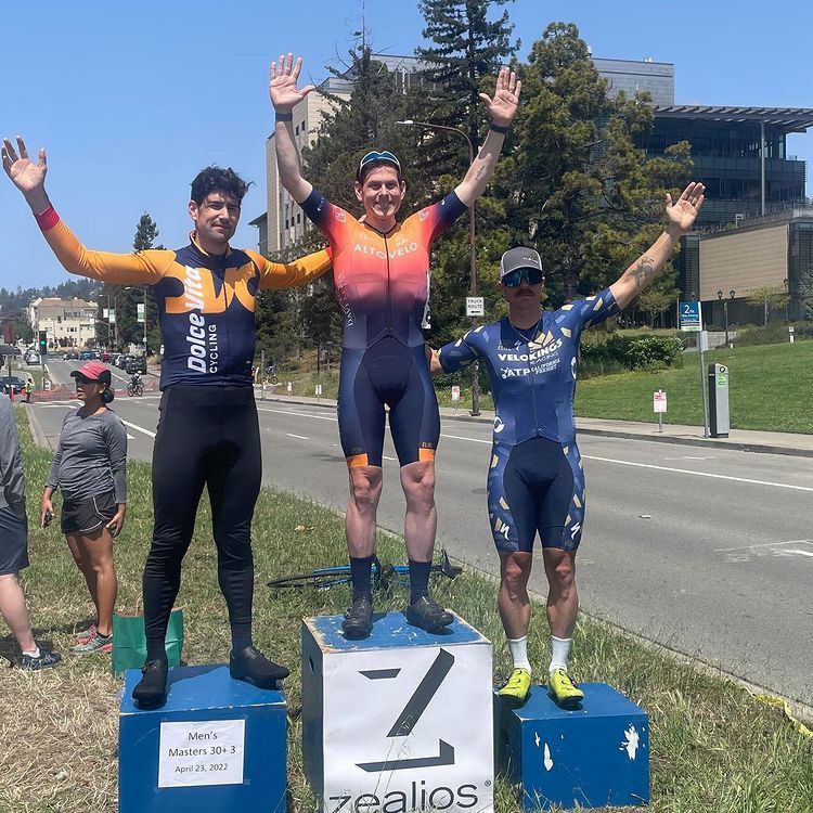 Now that’s a good looking podium! Dolce Vita stole the show at the Berkeley Omnium — Way to go boys!!

Congrats to @germanandresz for taking the gold 🥇 for the 30+ 4 criterium and omnium! 

🥈 @freeframed 30+ e4 Crit
🥉 @bigbenny84 30+ e4 Crit

🥈 @kashman93 2nd e3
🥈 Gabe P 2nd 30+ e3

4th @jlowtang P12 RR

Thank you to all of the organizers for putting on an epic weekend. And of course we couldn’t have done it without our sponsors.