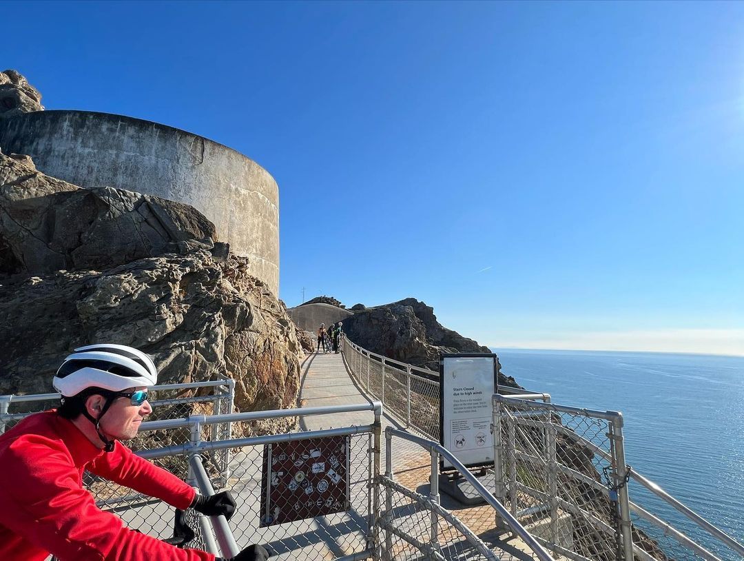 A beautiful, if not chilly, day out to the Point Reyes Lighthouse. 

@obbi.cc @sfitalianathleticclub @equatorcoffees @achieveptc @untappedmaple @tripsforkidsmarin  @worldbicyclerelief @marinservicecourse @osmonutrition @jkbrkb #themenkegeoup #onewealthadvisors @gelvio_us