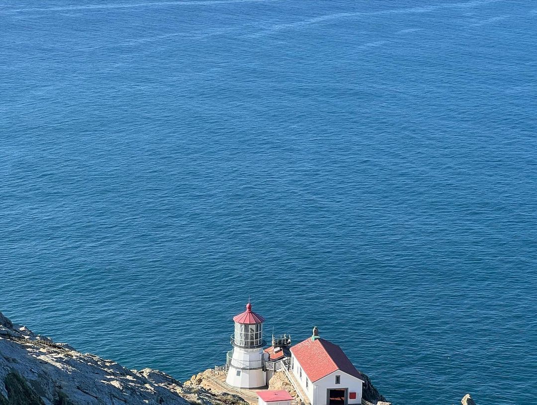 A beautiful, if not chilly, day out to the Point Reyes Lighthouse. 

@obbi.cc @sfitalianathleticclub @equatorcoffees @achieveptc @untappedmaple @tripsforkidsmarin  @worldbicyclerelief @marinservicecourse @osmonutrition @jkbrkb #themenkegeoup #onewealthadvisors @gelvio_us