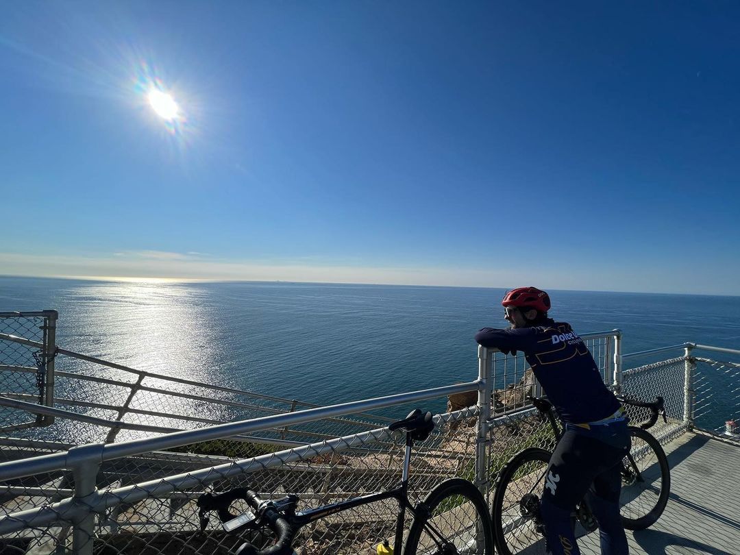 A beautiful, if not chilly, day out to the Point Reyes Lighthouse. 

@obbi.cc @sfitalianathleticclub @equatorcoffees @achieveptc @untappedmaple @tripsforkidsmarin  @worldbicyclerelief @marinservicecourse @osmonutrition @jkbrkb #themenkegeoup #onewealthadvisors @gelvio_us