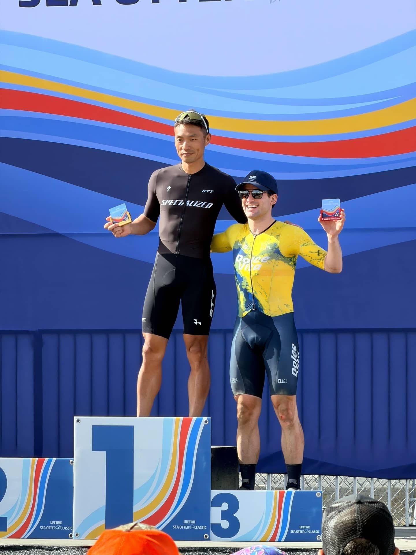 🚨The Dolce President himself, the one and only Mike Defeo earning 3rd🥉at the Sea Otter Fuego XL Men 30-39 (3rd/98).

Setting the tone for the team🤌🧨

#bayareacycling #seaotterclassic #cycling #sanfrancisco #racing