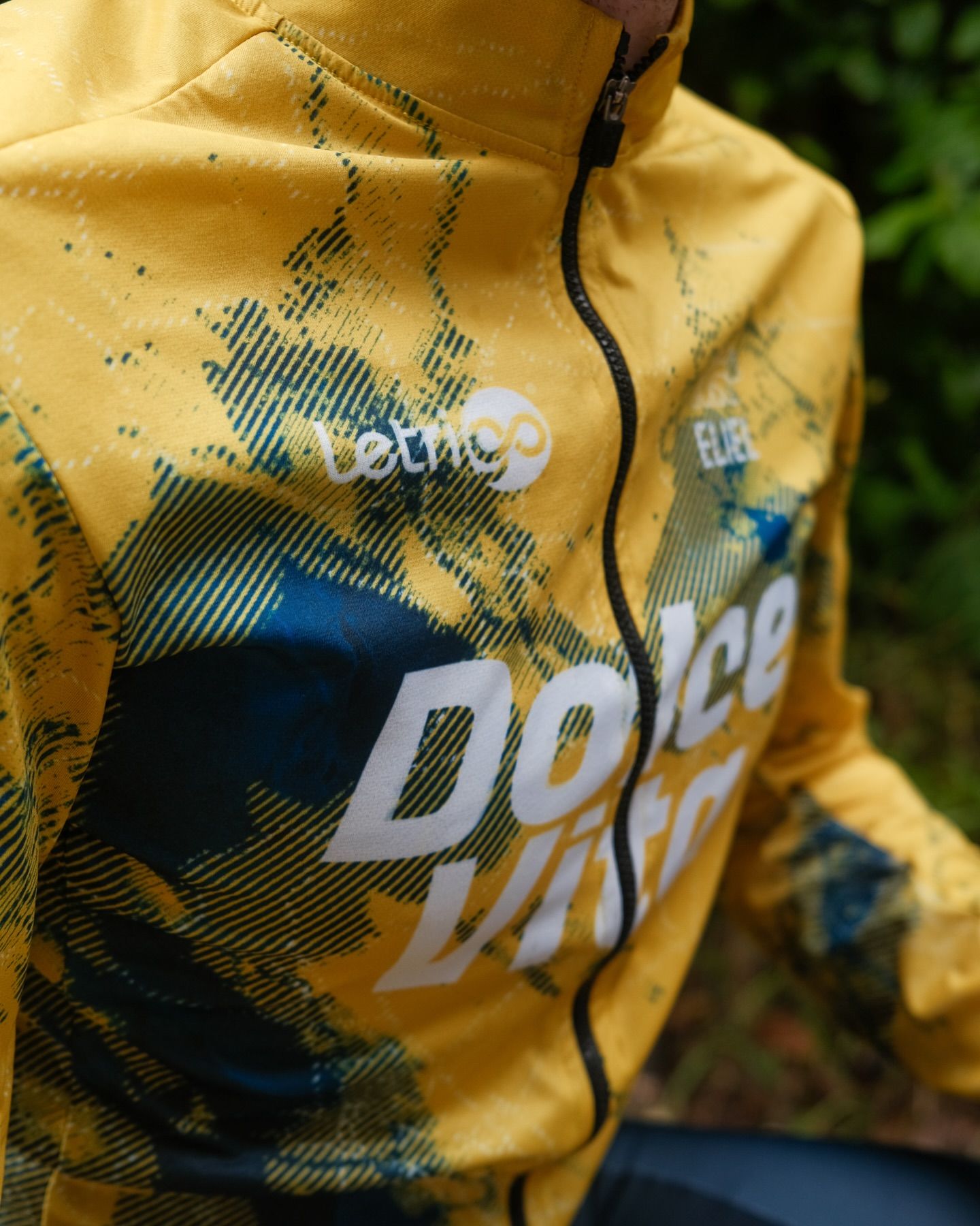 Foggy morning vibes with @dolce_vita_cycling. Moment of appreciation for our 2026 kit and sponsors 🙌
#cycling #ncnca #dolcevitacycling #racebikes